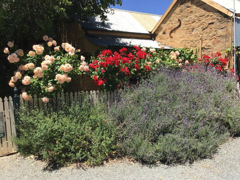 The Olde Devonshire House - Tourism Gold Coast 2