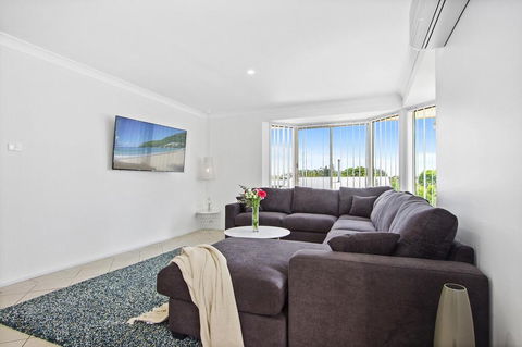 The Orient - Family & Pet Friendly - Huge Spa - Tourism Gold Coast 2