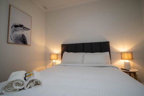 The Platypus Accommodation & Cafe - Tourism Gold Coast 2