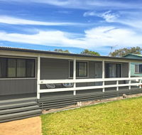 The Relax Shack  Culburra Beach sleeps 7 - Tourism Gold Coast