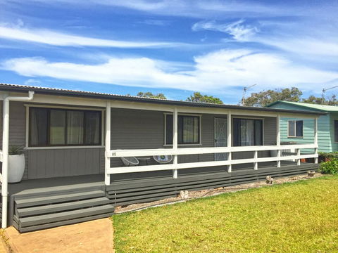 The Relax Shack @ Culburra Beach Sleeps 7 - Tourism Gold Coast 0