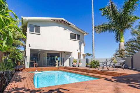 The Richmond Beach Villa - Tourism Gold Coast 0