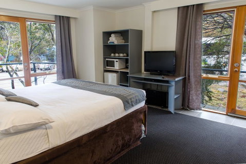 The River Inn Thredbo - Tourism Gold Coast 2