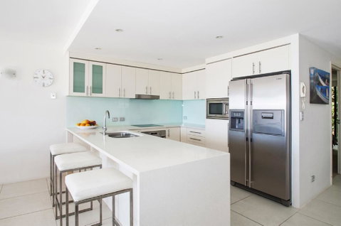 THE ROCKS RESORT, UNIT 3C - Tourism Gold Coast 3