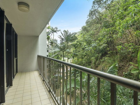 THE ROCKS RESORT, UNIT 3D - Tourism Gold Coast 2