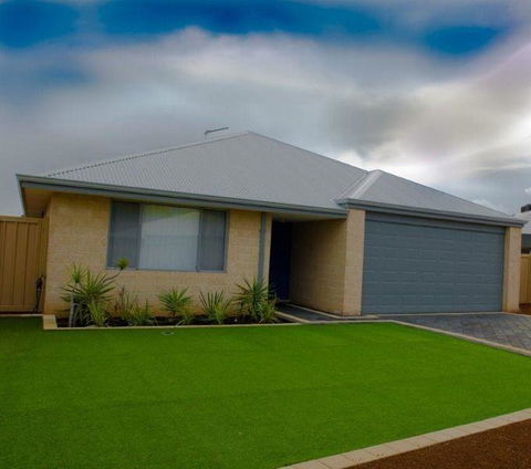 The Rosapark - Tourism Gold Coast 1