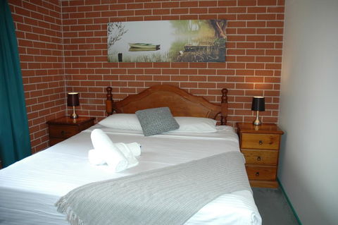 The Roseville Apartments - Tourism Gold Coast 0