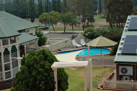 The Roseville Apartments - Tourism Gold Coast 1