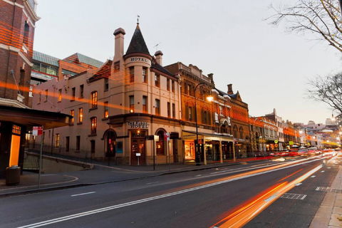 The Russell Hotel - Tourism Gold Coast 3