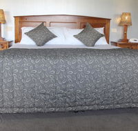 The Saltbush Motor Inn - Tourism Gold Coast