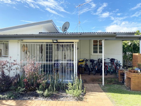 The Shack - Tourism Gold Coast 0