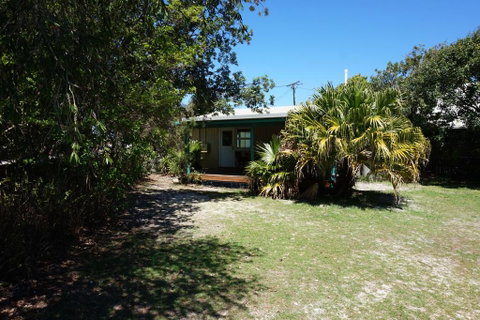 The Shack - Rainbow Beach, The Ultimate Beach Shack, 200m To Beach - Tourism Gold Coast 3