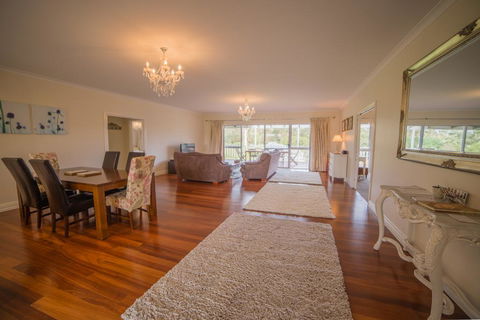 The Summer House Retreat - Tourism Gold Coast 1