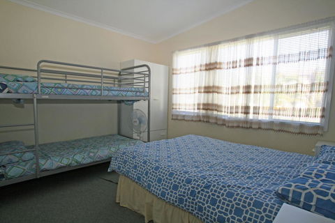 The Surf Way Cottage - Berrara - Tourism Gold Coast 2