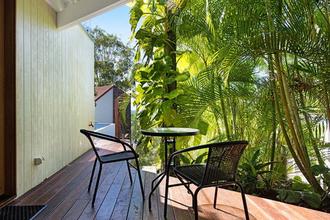THE VIEW, TUGUN - 4 Bedrooms - Sea Views - Private Heated Pool - Tourism Gold Coast 3