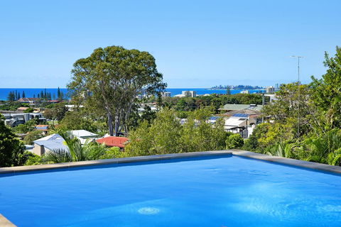 THE VIEW, TUGUN - 4 Bedrooms - Sea Views - Private Heated Pool - Tourism Gold Coast 0