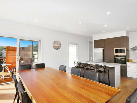 The Wharf House - Budgewoi - Gold Coast 0
