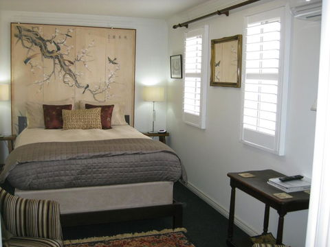 Three Chimneys Bed And Breakfast Boutique Guest House - Tourism Gold Coast 3
