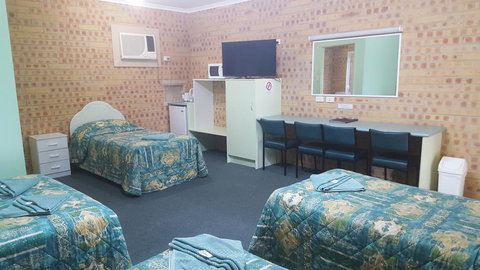 Tiaro Motor Inn - Gold Coast 3