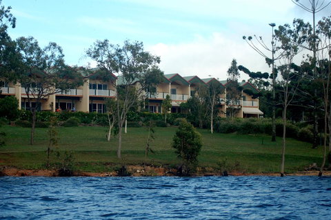 Tinaroo Lake Resort - Tourism Gold Coast 2