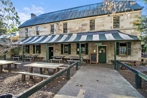Tiny St Albans - Tourism Gold Coast 1