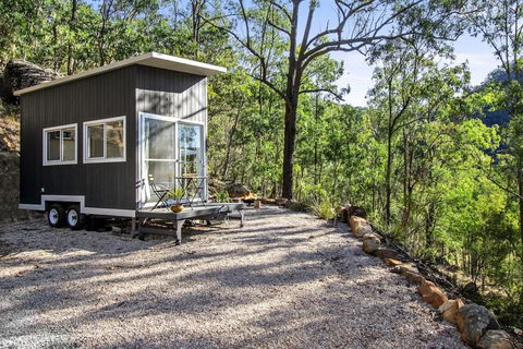 Tiny St Albans - Tourism Gold Coast 0