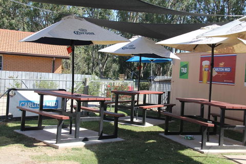 Tocumwal Hotel Motel (The Palms) - Tourism Gold Coast 2