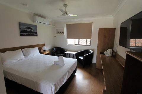 Toreador Motel - Tourism Gold Coast 1