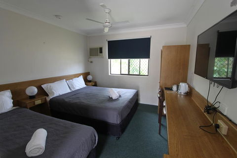 Toreador Motel - Tourism Gold Coast 2