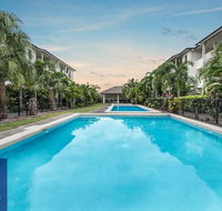 Townsville Luxury spacious Apt 3 BR-2BTH Pools - Tourism Gold Coast