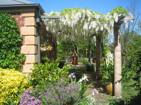 Trafalgar B&B - Tourism Gold Coast 1