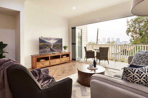 Tranquil Location With An Even Better View - Tourism Gold Coast 3