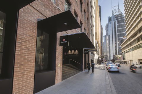 Travelodge Hotel Sydney Martin Place - Tourism Gold Coast 0