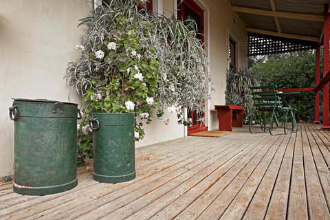 Trinity Cottage - Tourism Gold Coast 2