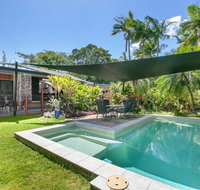 Tropical House Pool and Extra Bungalow 4 bedrooms - Tourism Gold Coast