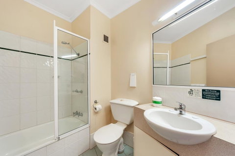 Tropical Queenslander - Tourism Gold Coast 1