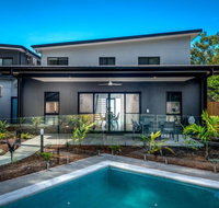 Tropicana Resort - Clifton Beach - Tourism Gold Coast