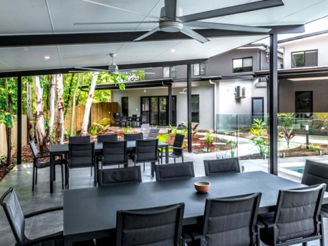 Tropicana Resort - Clifton Beach - Tourism Gold Coast 2