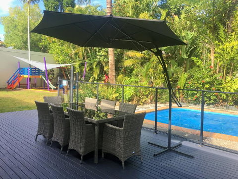 Tropical Private Open Space At Trinity - Tourism Gold Coast 0