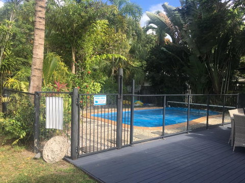 Tropical Private Open Space At Trinity - Tourism Gold Coast 2