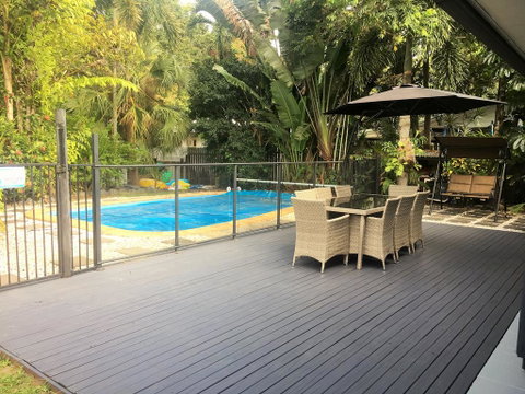 Tropical Private Open Space At Trinity - Tourism Gold Coast 1