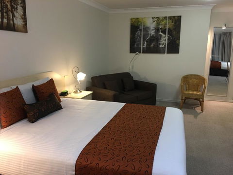 Tuckerbox Motor Inn - Tourism Gold Coast 0