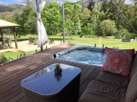 Tuckers Retreat - Tourism Gold Coast 2