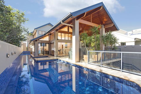 Tugun Lookout - Tourism Gold Coast 2