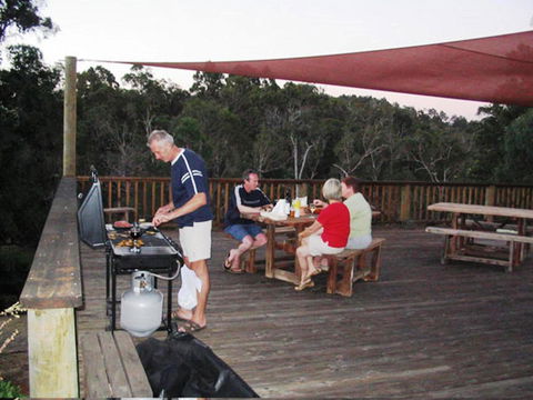 Tweed Valley Lodge - Tourism Gold Coast 3