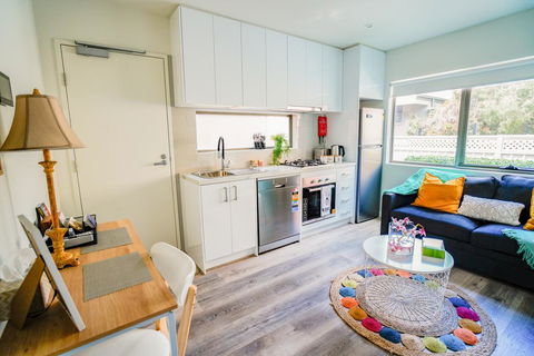 U1 Brunswick Living Brand New Apartment Close To Airport And CBD - Tourism Gold Coast 0