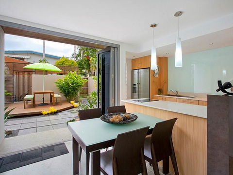 U3/27 Noosa Parade, Noosa Sound - Tourism Gold Coast 1