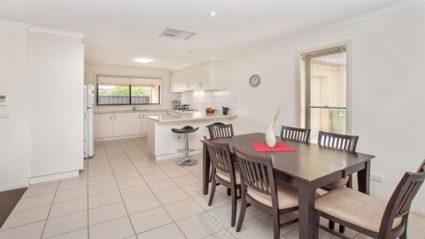 Ulmara Unit 2 - Tourism Gold Coast 3
