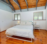 Unique Getaway 300m to Bribie Foreshore Bongaree - Tourism Gold Coast