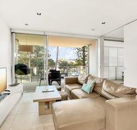 Unit 106 Plantation Resort - Rainbow Beach Walk to beach Views Aircon Pool Plantation Resort - Tourism Gold Coast